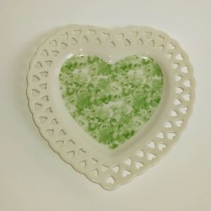 decorative heart plate